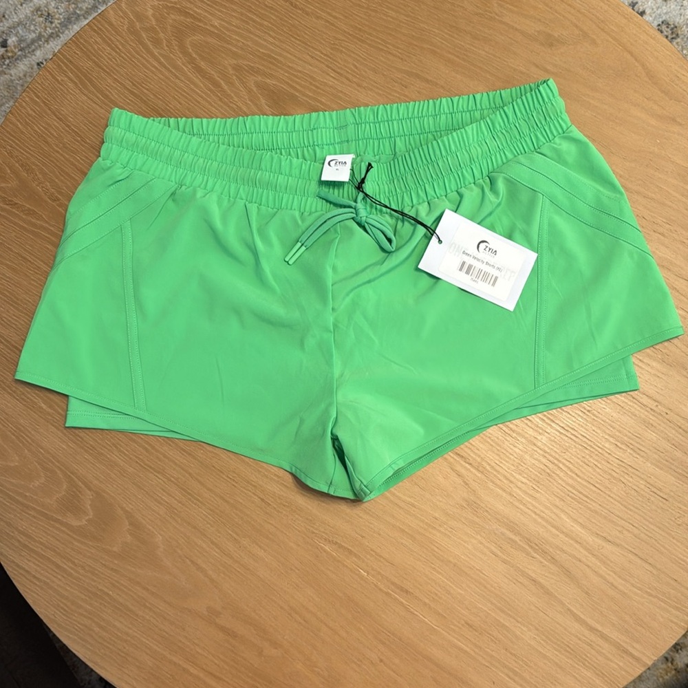 ZYIA Active Velocity Green Women's Athletic WorkOut Shorts Size XL NWT